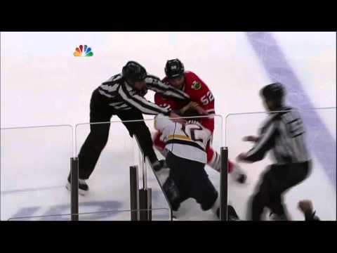 Bollig vs Tootoo fight. Nashville Predators vs Chicago Blackhawks 25 Mar 2012. NHL Hockey
