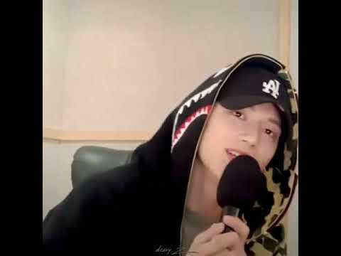 Wooyoung sing 기억을 걷는 시간 (Time Spent Walking Through Memories) by Nell | Ateez Cover [에이티즈 우영]