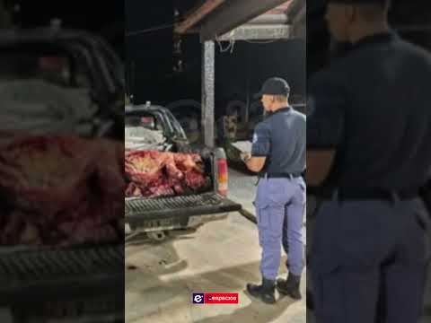 Golpe al delito rural: tres detenidos con más de 450 kilos de carne 🚨🥩 #carne #policias