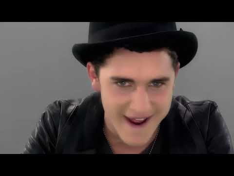 Peter Punk: Boys Don't Cry - Rock Bones 4K