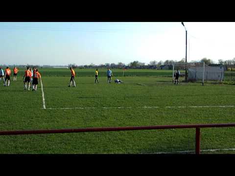 22.04.11, GKS Bedlno - Włókniarz 2:3