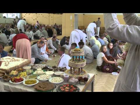 2011.10.22. Vyasa Puja part 6 Prasadam HG Sankarshan Das Adhikari - Kaunas, Lithuania