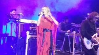 Jennifer Nettles Chaser Theater at Westbury