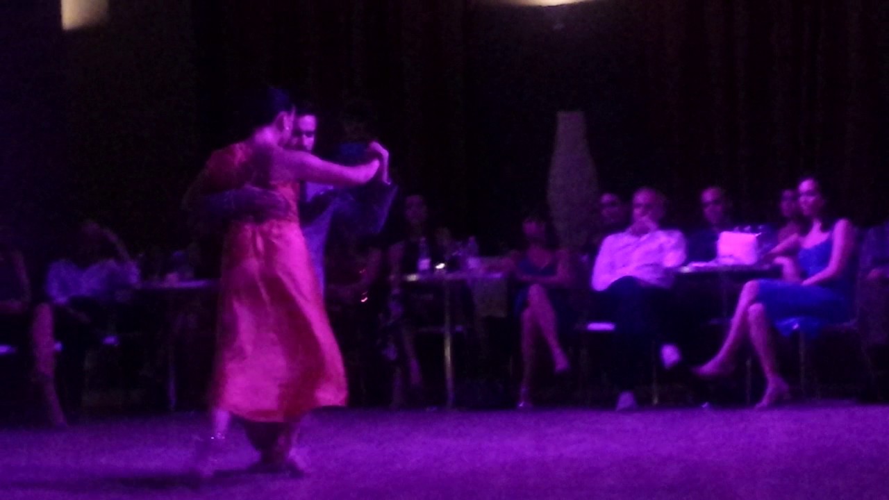 Virginia Pandolfi y Jonatan Aguero