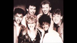 Shakatak - Watching You (High Quality - HD)