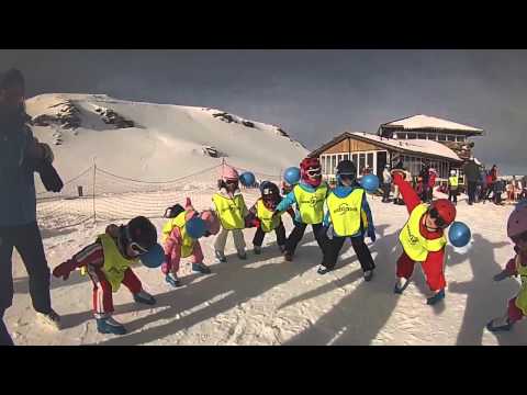 Club RioSport Sierra Nevada - Esquiando con los niños 2014