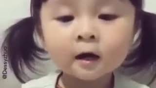 Download lagu Lucu!! Bayi imut belajar nama buah mp3