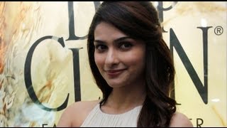 Prachi Desai: Pretty As a Peach