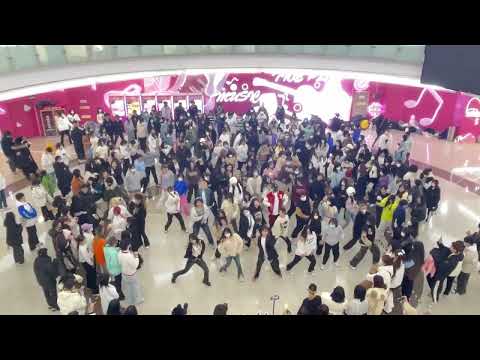 NewJeans (뉴진스) 'Hype Boy' 중국 시안 | KPOP Random Dance in Xi'an, China