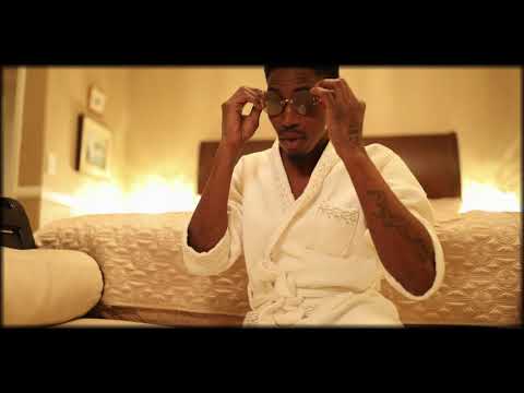 Yung Reg - Real One (feat. NBDYS100)