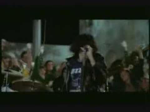Rock´n´roll High School ending with The Ramones