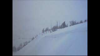 preview picture of video 'Snowboarding in Japan- Hachimantai cornice'