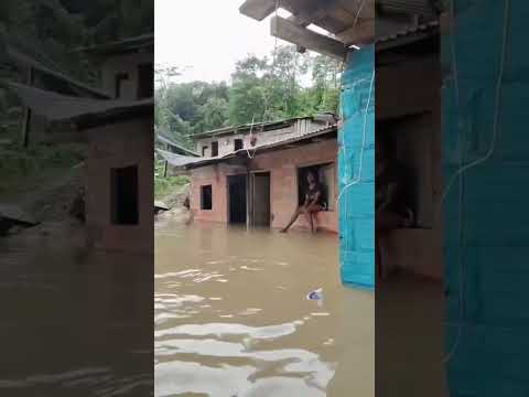 LLORÓ EN ALERTA: EL RÍO ANDÁGUEDA ARRASA CON LA ESPERANZA Y DEJA A DECENAS DE FAMILIAS EN RIESGO