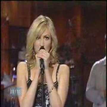 Debbie Gibson - I'd Rather Leave While I'm In Love