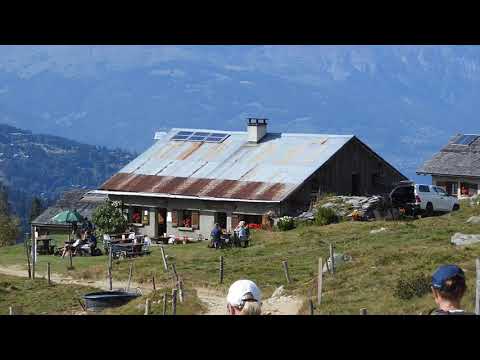 TMB - Day 1 Walking by the Auberge du Truc
