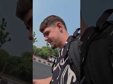 Hitchhiking in India 🇮🇳