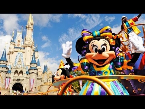 ♥♥ Walt Disney World's "Move It! Shake It! Celebrate It!" Street Party (in HD)