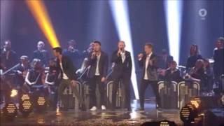 Klubbb3 en Helmut Lotti -  put a little love in your heart