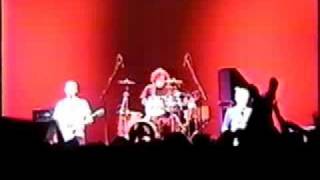 The Presidents of the United States of America- supersonics (Live)