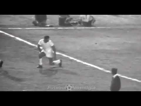 Cabinho (Portuguesa) - 08/09/1971 - Santa Cruz 3x2 Portuguesa - 2 gols