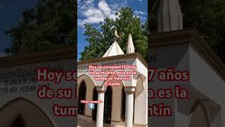 Hoy cumpliendo 17 años de su muerte, la tumba de Valentín Elizalde