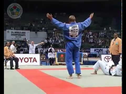 JUDO 2005 World Championships: Dennis van der Geest (NED) - Tamerlan Tmenov (RUS)