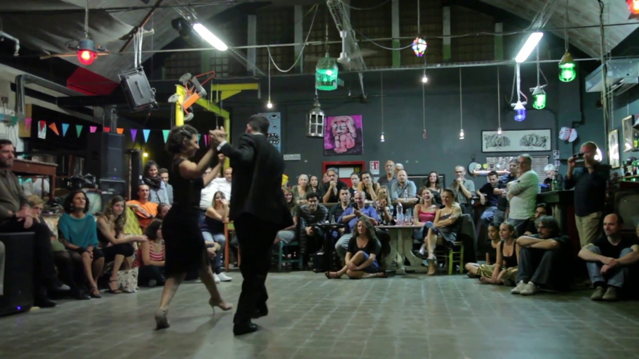 Bruno Tombari e Rocio Lequio alla Milonga Sì Mikasa