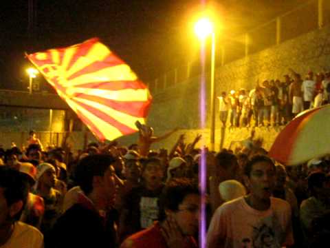 "DALE CAMPEON -VILMA PALMA (PREVIA) LA BANDA DE NORTE 9" Barra: Trinchera Norte • Club: Universitario de Deportes