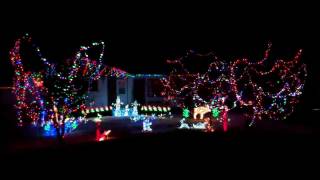 preview picture of video 'Beaverlodge Christmas Lights 2011'
