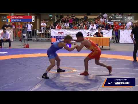 Repechage FS - 86 kg: E. VOITECHOVSKI (LTU) v. L. SCHAEFLE (GER)