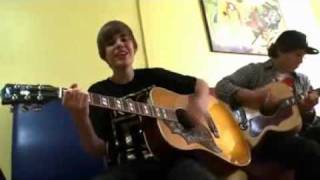 Justin Bieber - One less lonely girl French (Acoustic) EXCLUSIVE HQ
