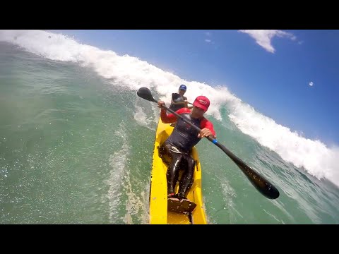 Epic V8 Double Catches 1km Wave!