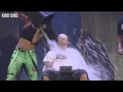 download lagu mp3 mp4 Rihanna Sobre Eminem, download lagu Rihanna Sobre Eminem gratis, unduh video klip Rihanna Sobre Eminem