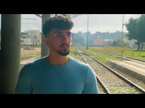 Riccardo Marti - FORTE PIU' DI IERI (Video Ufficiale)