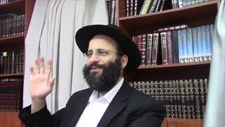 התוועדות י' כסלו תשפ''ד, יבנה (הרב אלחנן משה נחמנסון) - התמונה מוצגת ישירות מתוך אתר האינטרנט יוטיוב. זכויות היוצרים בתמונה שייכות ליוצרה. קישור קרדיט למקור התוכן נמצא בתוך דף הסרטון