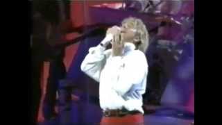 Download lagu ROD STEWART - DOWNTOWN TRAIN - LIVE mp3