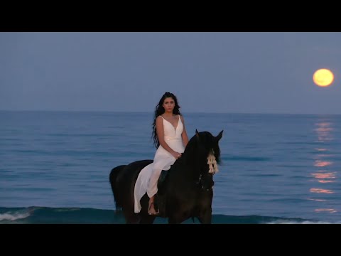 Shakira Martínez - Ahora (Videoclip Oficial)
