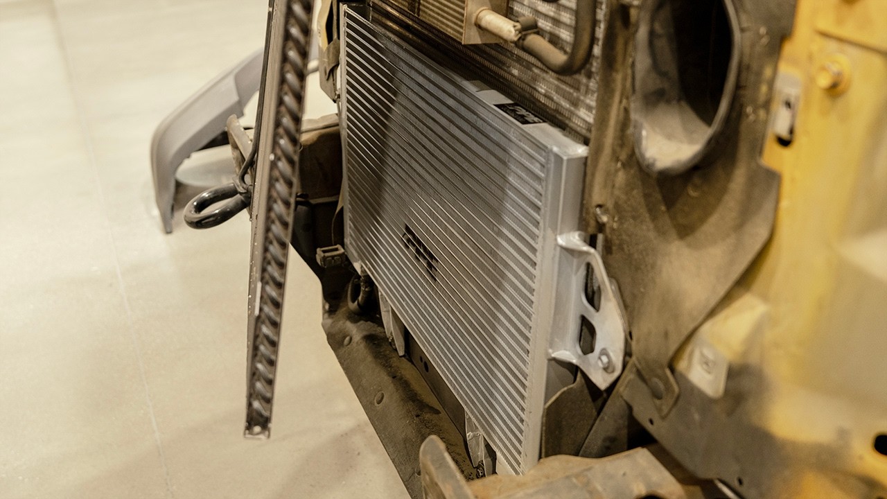 2003–2007 Ford Super Duty/Excursion 6.0L Power Stroke 4R100/5R110W Bar & Plate Transmission Cooler