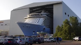 preview picture of video 'Quantum of the Seas Float Out'