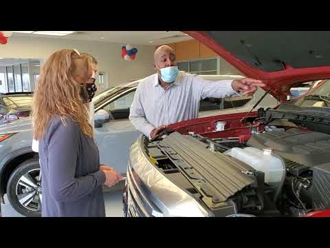 How to Do a Dynamic Walkaround That Builds Value - Car Sales Tips