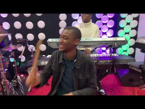 Hot Pentecostal Praises ft Francis Asumadu