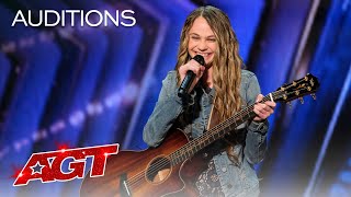 Teenager Kenadi Dodds Impresses Judges with an Original Country Song - America&#39;s Got Talent 2020