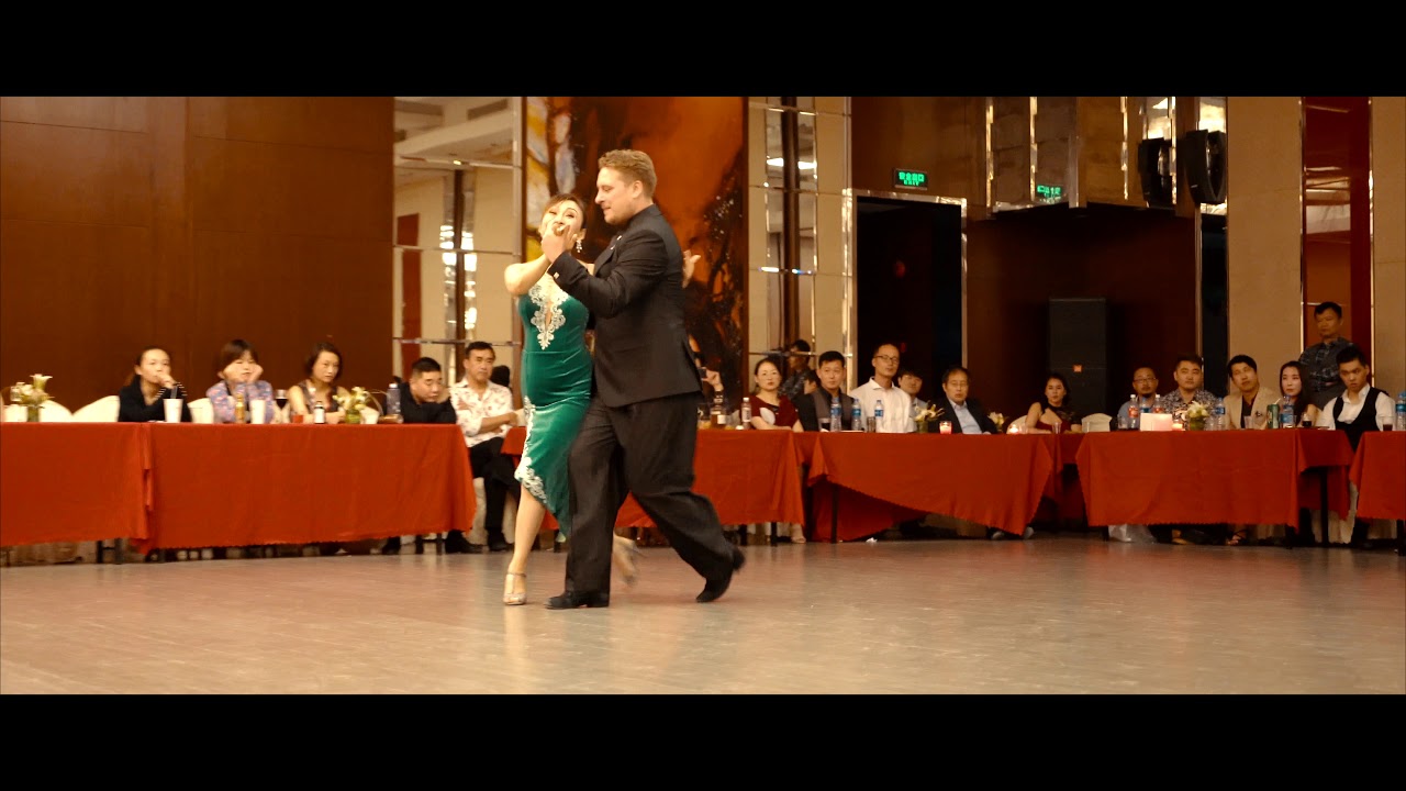 2019 Shanghai Tango Marathon #20 Sergiy y Ping Yu (2019/11/17)