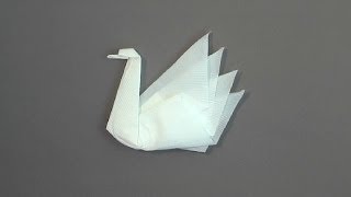 preview picture of video 'Origami Napkin Folding Swan'