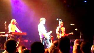 Billy Squier - The Girl's Alright, Atlantic City NJ July 2009