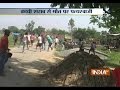 Clash Between Police and Local Public in Gorakhpur - India TV