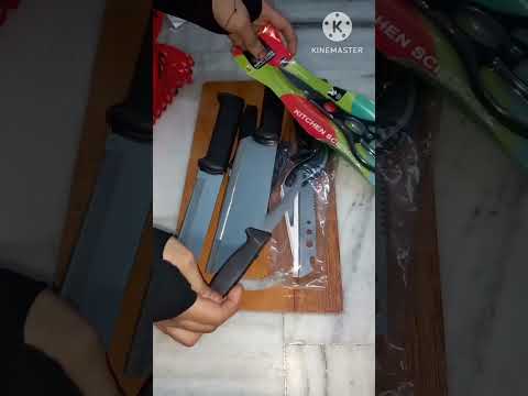 Wooden Chopping Board With Knife