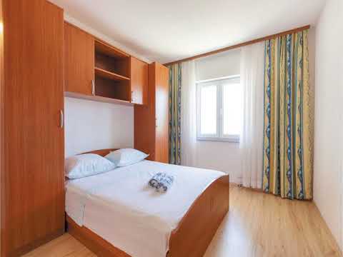 Two-Bedroom Apartment Podstrana with Sea View 08 - Podstrana - Croatia