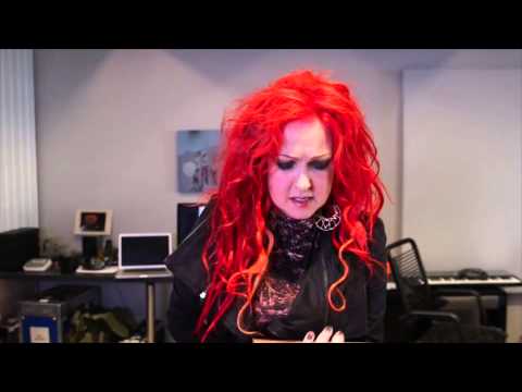 download lagu mp3 mp4 Shes So Unusual A 30th Anniversary Celebration, download lagu Shes So Unusual A 30th Anniversary Celebration gratis, unduh video klip Shes So Unusual A 30th Anniversary Celebration