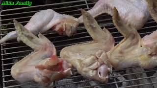 Download lagu Alida made the grilled chicken wings with spicy tomato sauce - delicious taste and easy recipe mp3